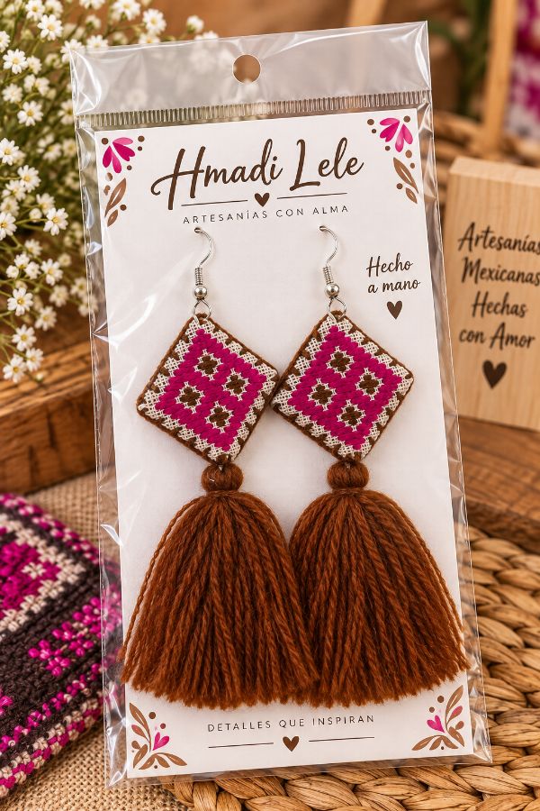 Aretes tejidos